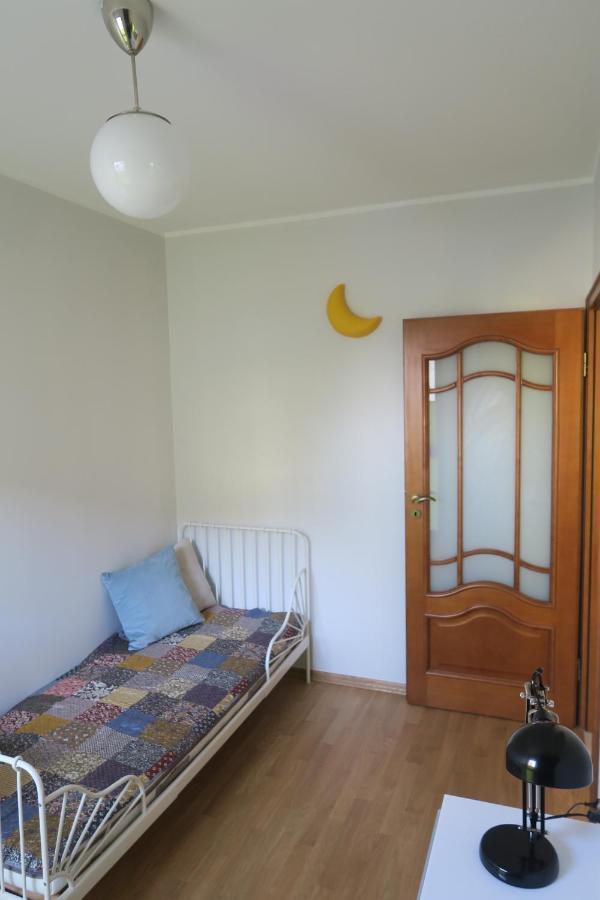 Apartament Geneva ワルシャワ エクステリア 写真