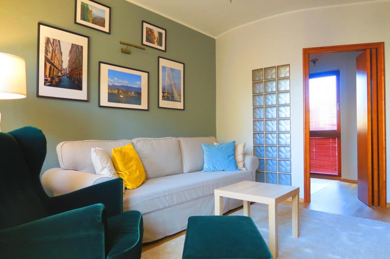 Apartament Geneva ワルシャワ エクステリア 写真