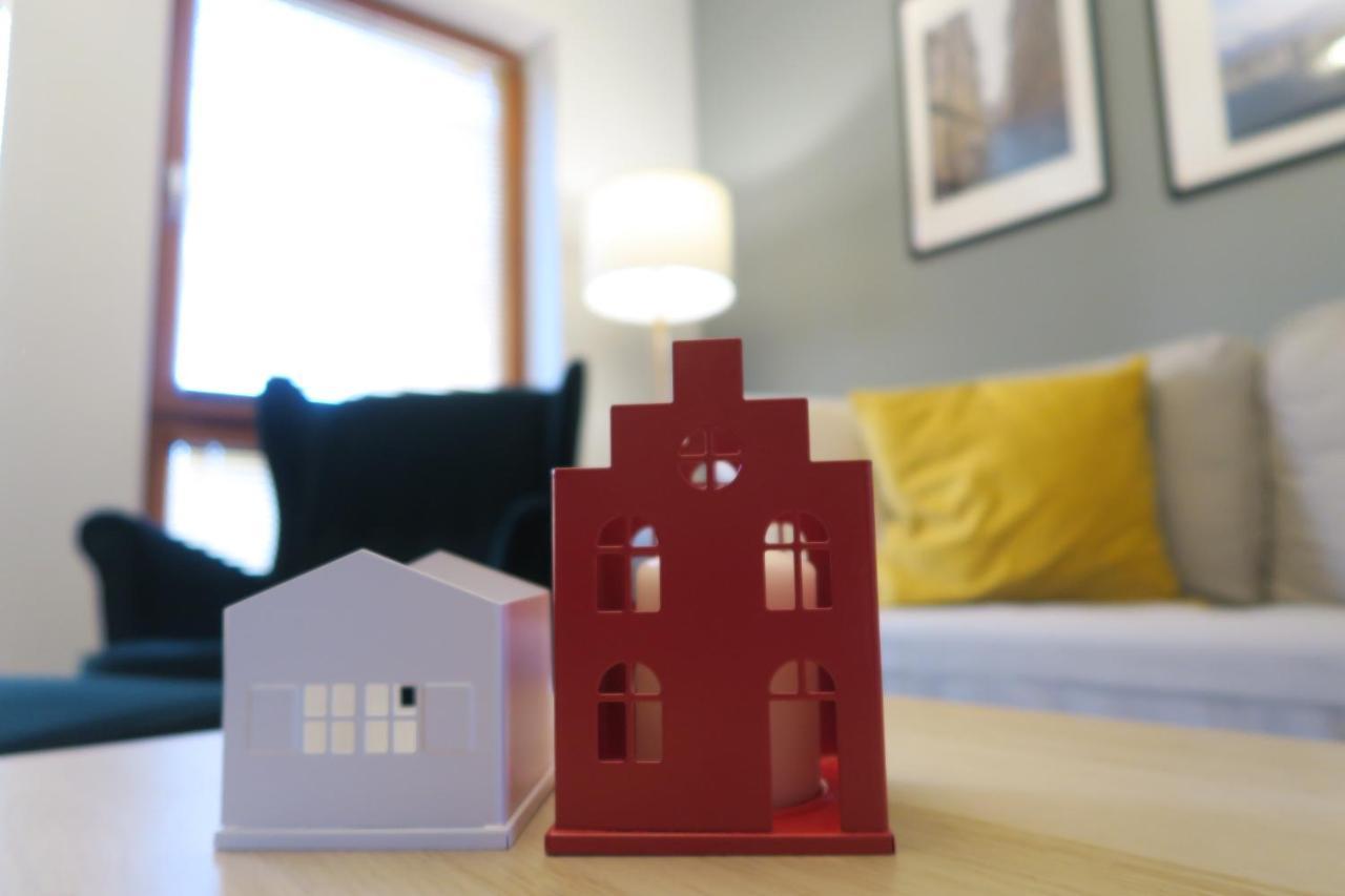 Apartament Geneva ワルシャワ エクステリア 写真