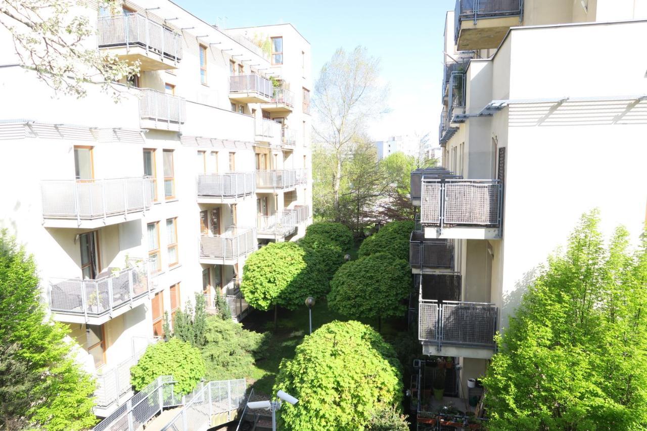 Apartament Geneva ワルシャワ エクステリア 写真